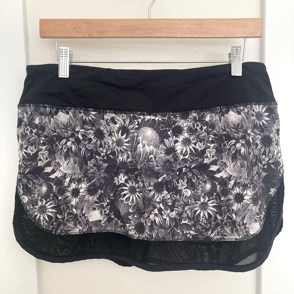 🍋 lululemon running skirt